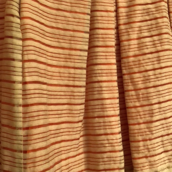 🔥LOWEST BCBG Frilly Skirt - Picture 2 of 5